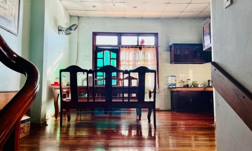 Bán Nhà Mặt Tiền Kinh Doanh Trần Phú, Ngang 20m, Toàn Gỗ Quý