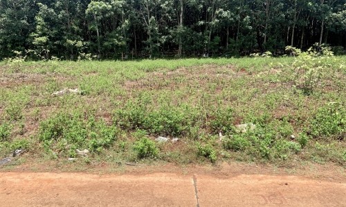Cần bán lô biệt thự gần ủy ban xã Phú Lộc
